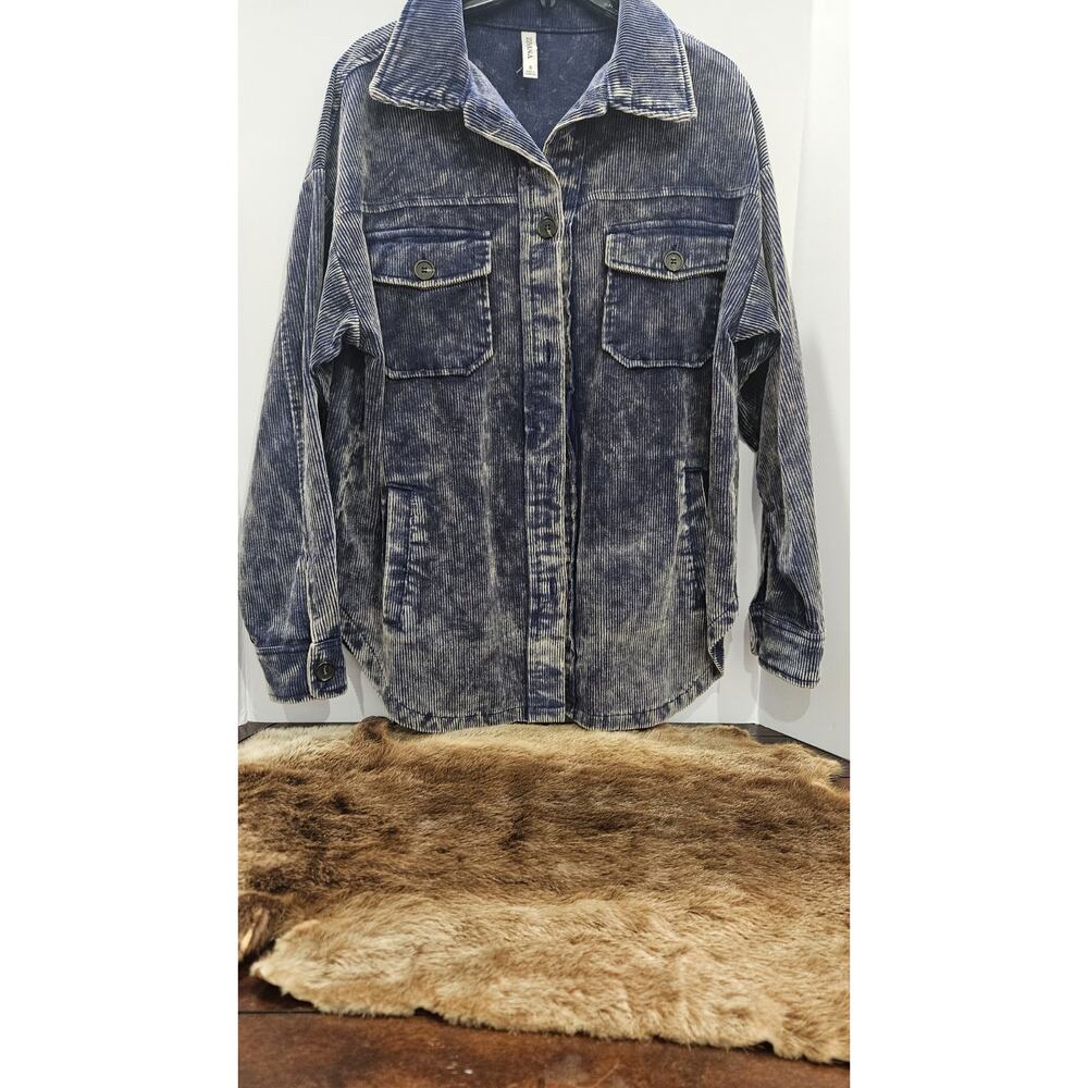 ZENANA Women's Corduroy Purple Long Sleeve Button Up Shirt Size Small